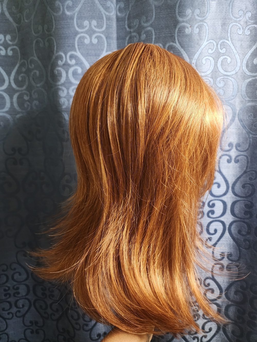 Women’s Short Layered Wig in Auburn - Picture 3 of 10